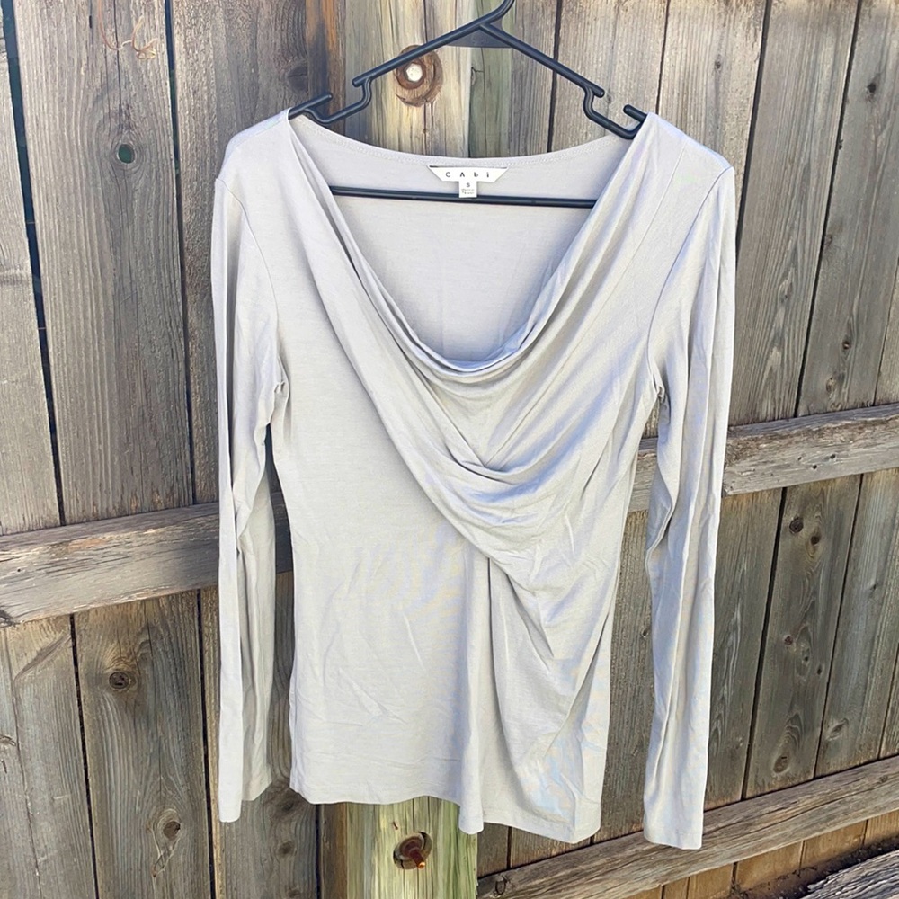 Dressy draping tee. Very flattering on the body